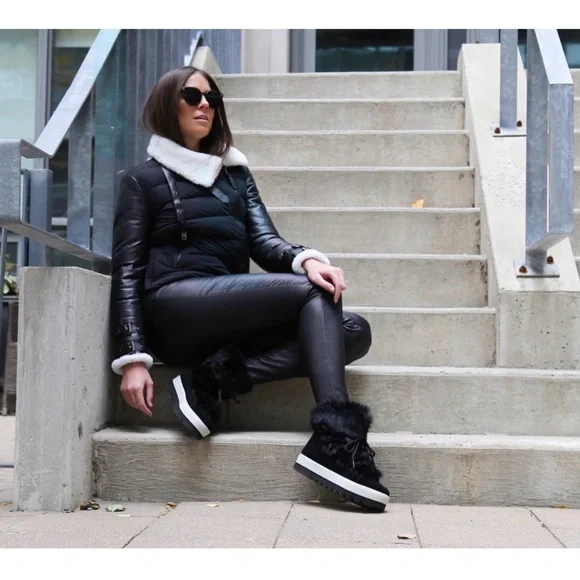 Cougar Black Fur-Trimmed Winter Boots - Picture 2 of 5